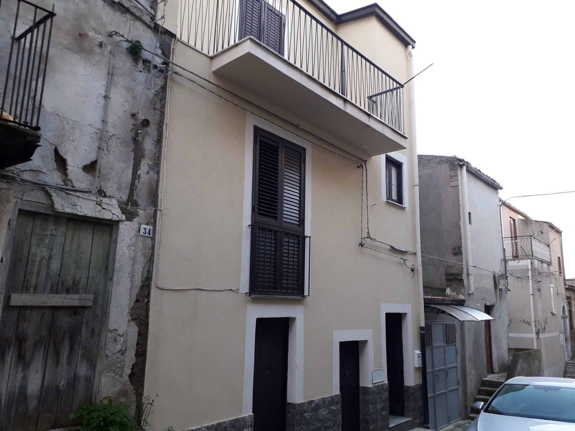 PIETRAPERZIA. Un pensionato trovato morto nella sua casa di via Trappeto