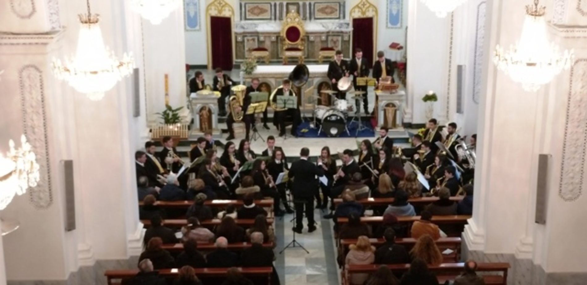 Barrafranca. VIDEO. Concerto della banda Vincenzo Bellini a favore di AISA