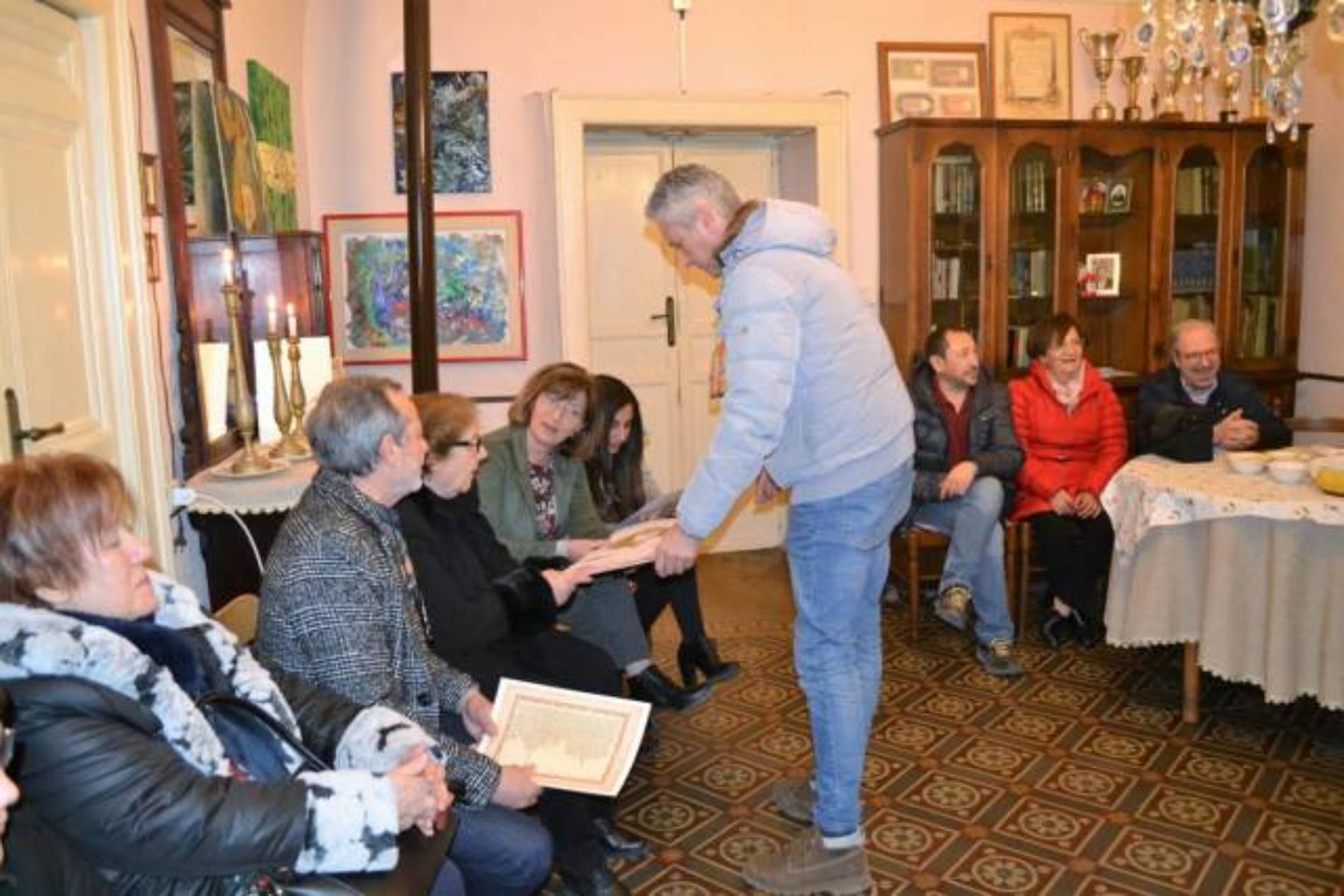 Il Salotto artistico-letterario “Civico 49” ospita l’artista barrese Carmelo Sentito