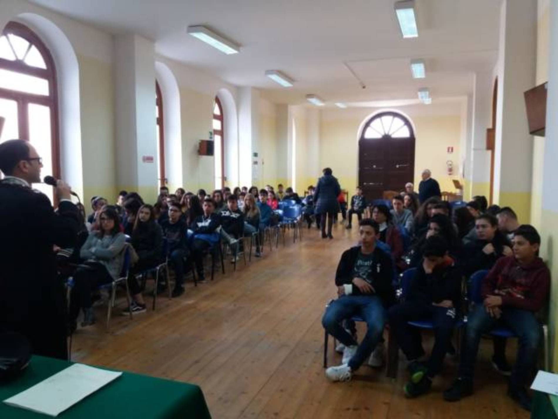 PIETRAPERZIA. Giornata della legalità al plesso “Vincenzo Guarnaccia”.