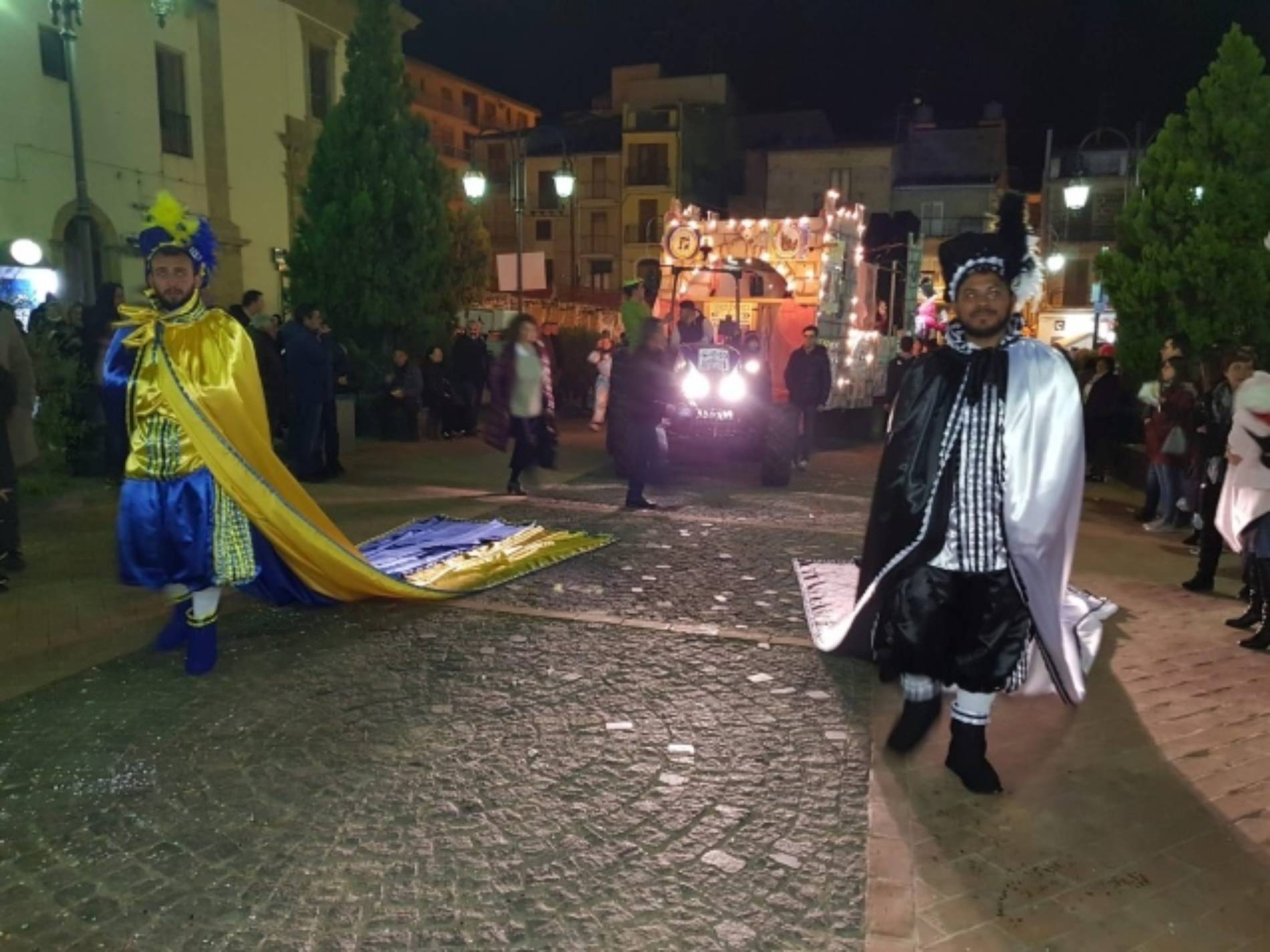 BARRAFRANCA. Grande successo per il Carnevale Centro Siculo 2019
