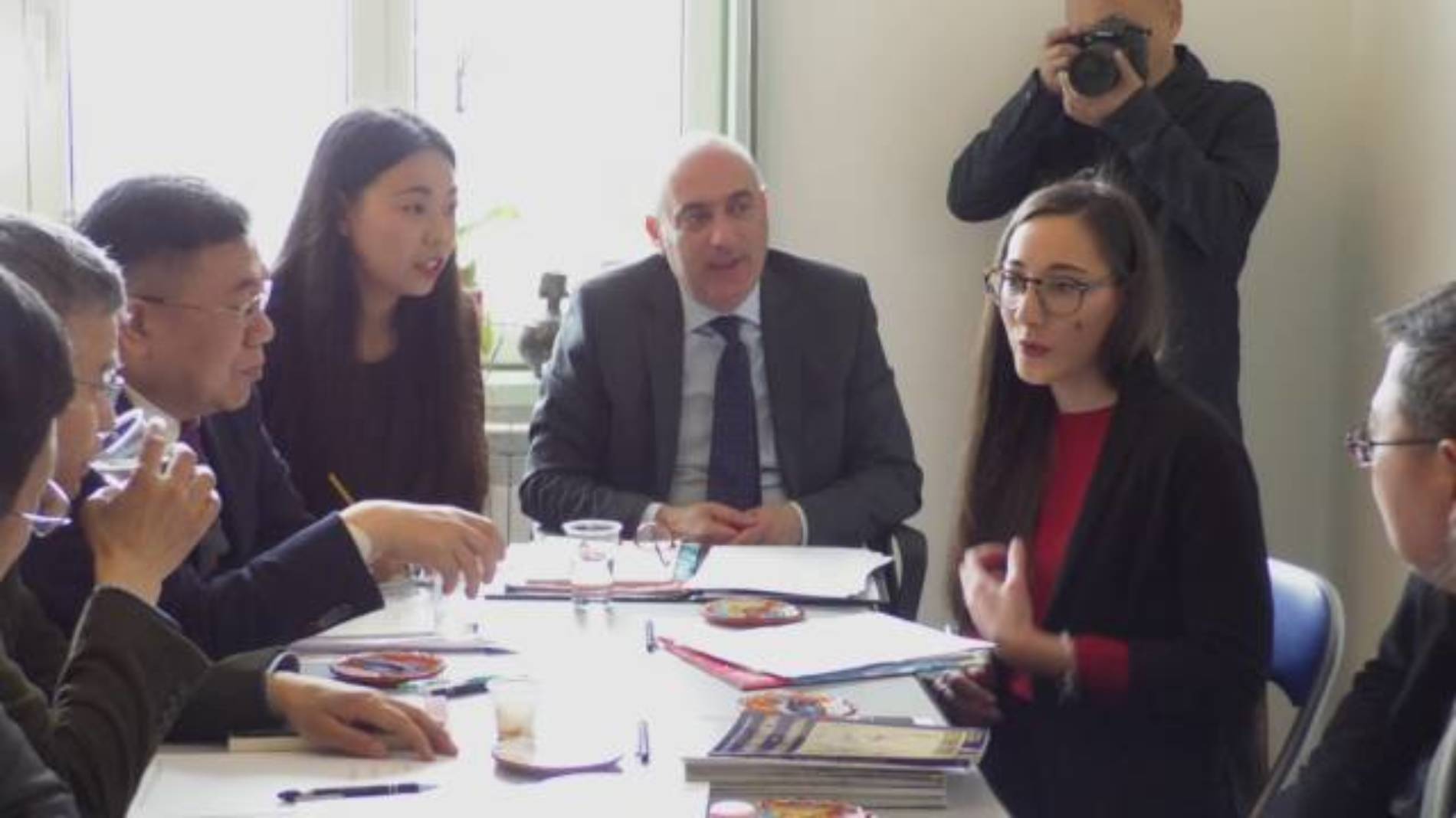 Barrafranca. Bonfirraro Editore incontra CNS (China South Publishing & Media Group)