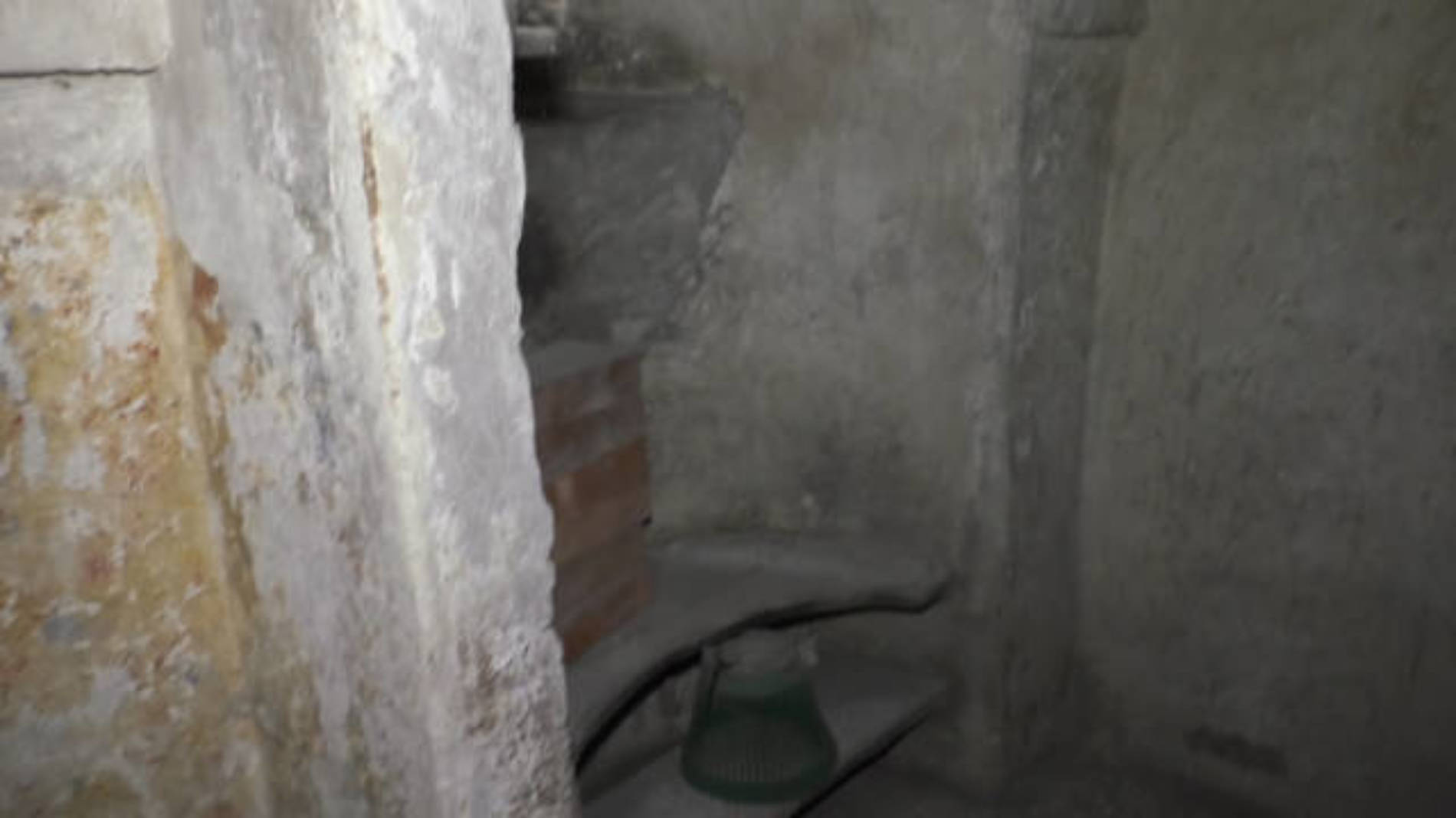 Barrafranca.Lo stato della chiesa di San benedetto,  immagini in anteprima