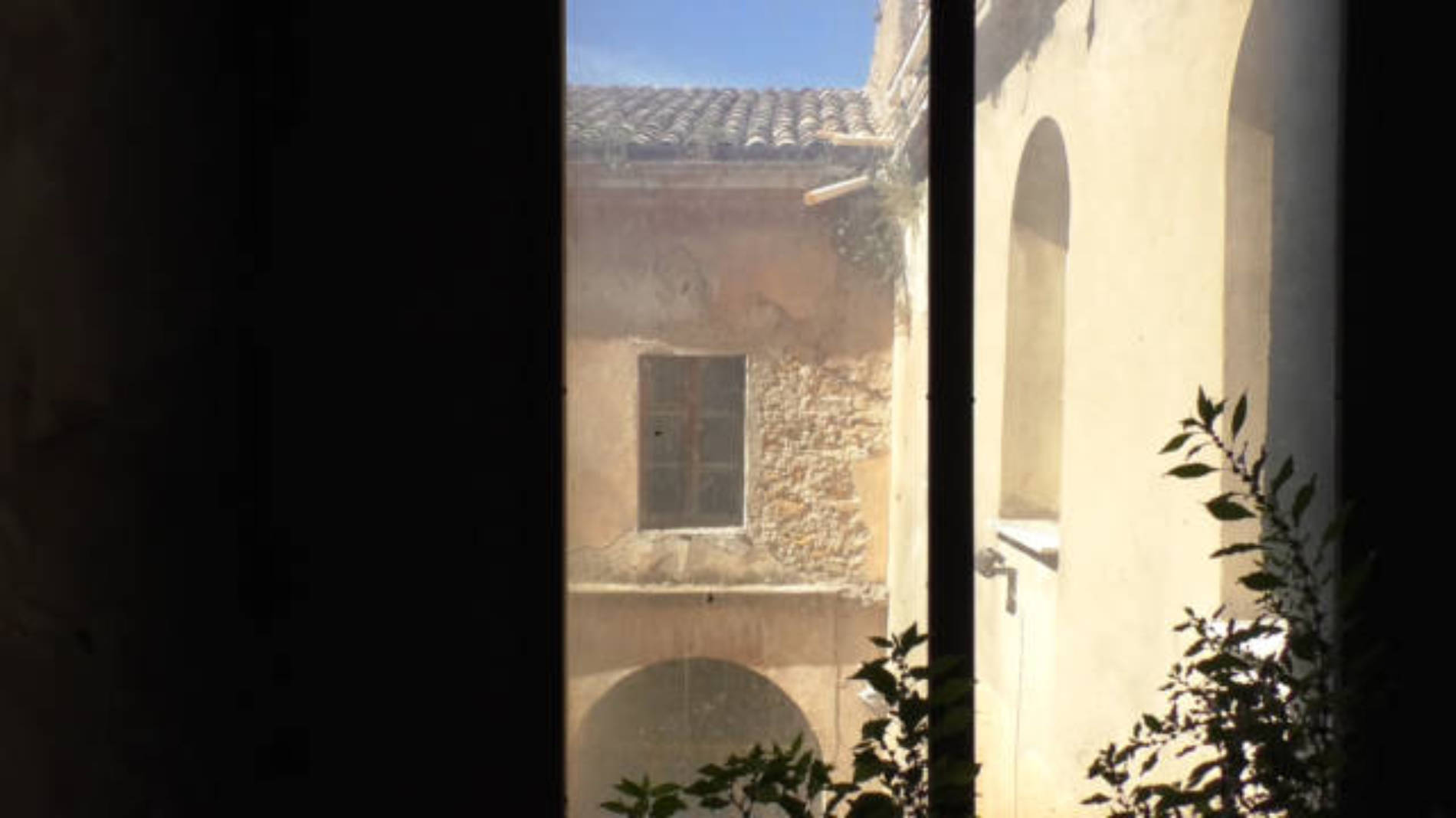 Barrafranca.Lo stato della chiesa di San benedetto,  immagini in anteprima
