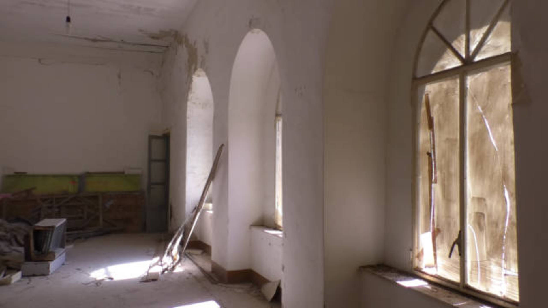 Barrafranca.Lo stato della chiesa di San benedetto,  immagini in anteprima
