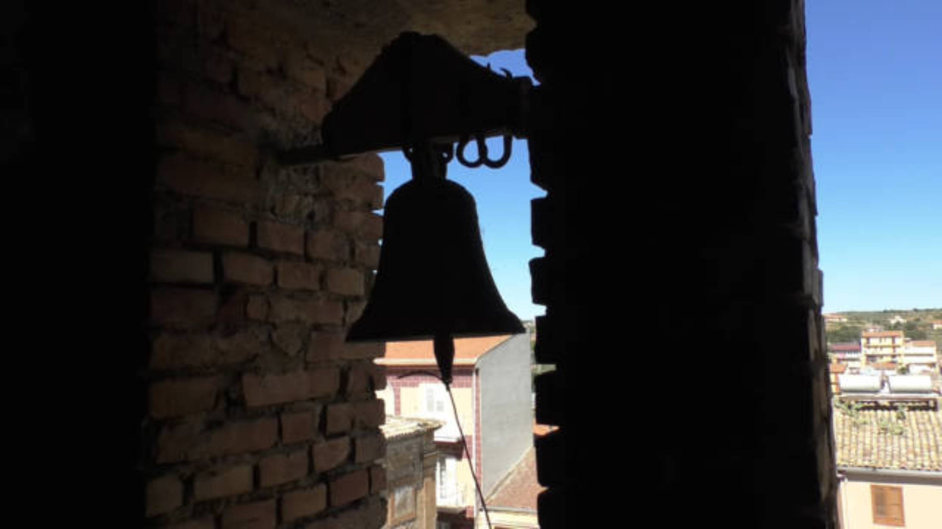 Barrafranca.Lo stato della chiesa di San benedetto,  immagini in anteprima