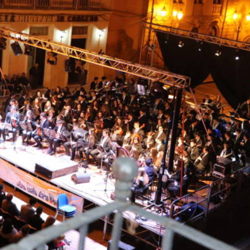 PIETRAPERZIA. Pubblico delle grandi occasioni al concerto dell’orchestra Scolastica Regionale.