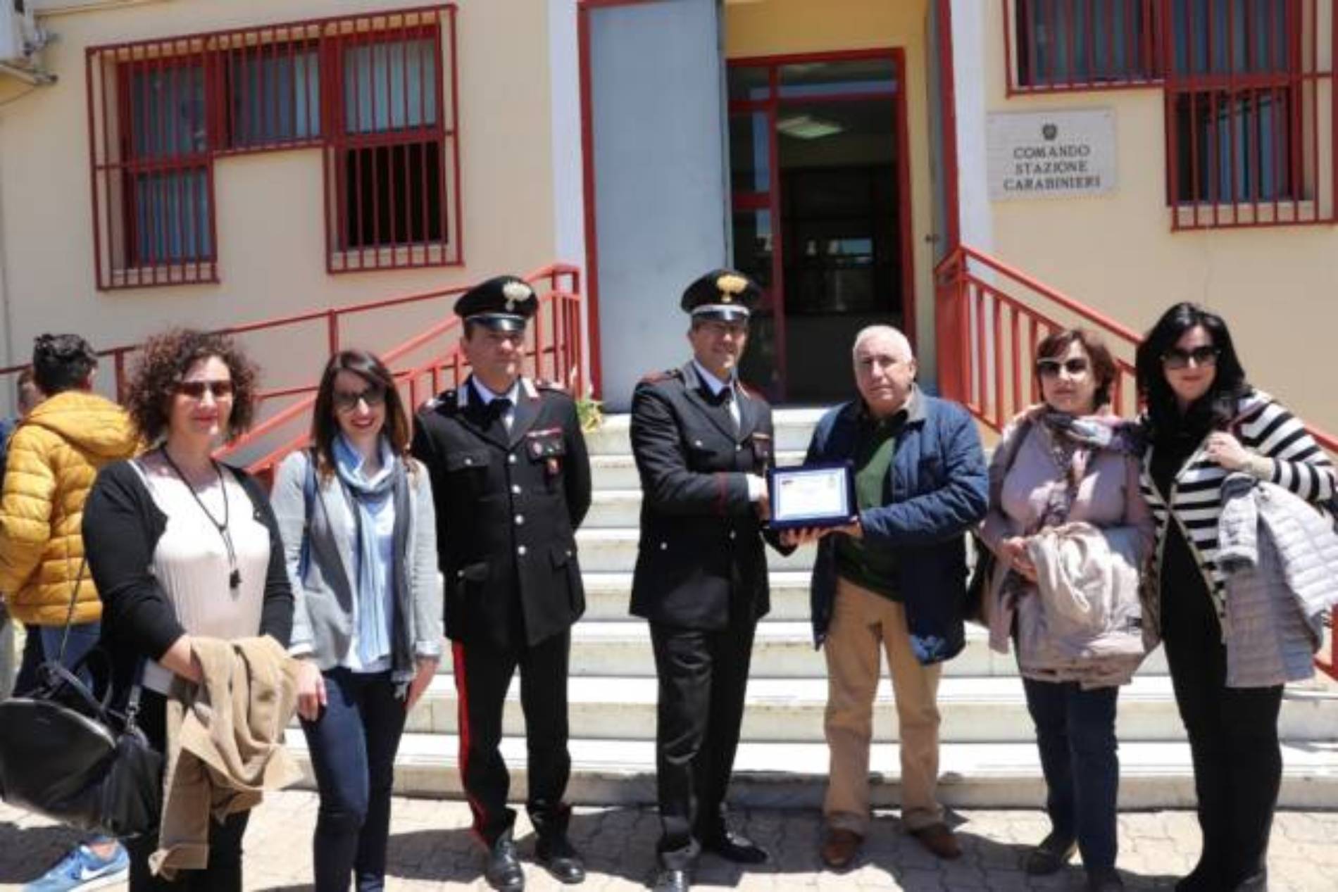 PIETRAPERZIA. Giornata della Legalità 2019. I ragazzi del comprensivo “Vincenzo Guarnaccia” in visita alla caserma carabinieri cittadina.