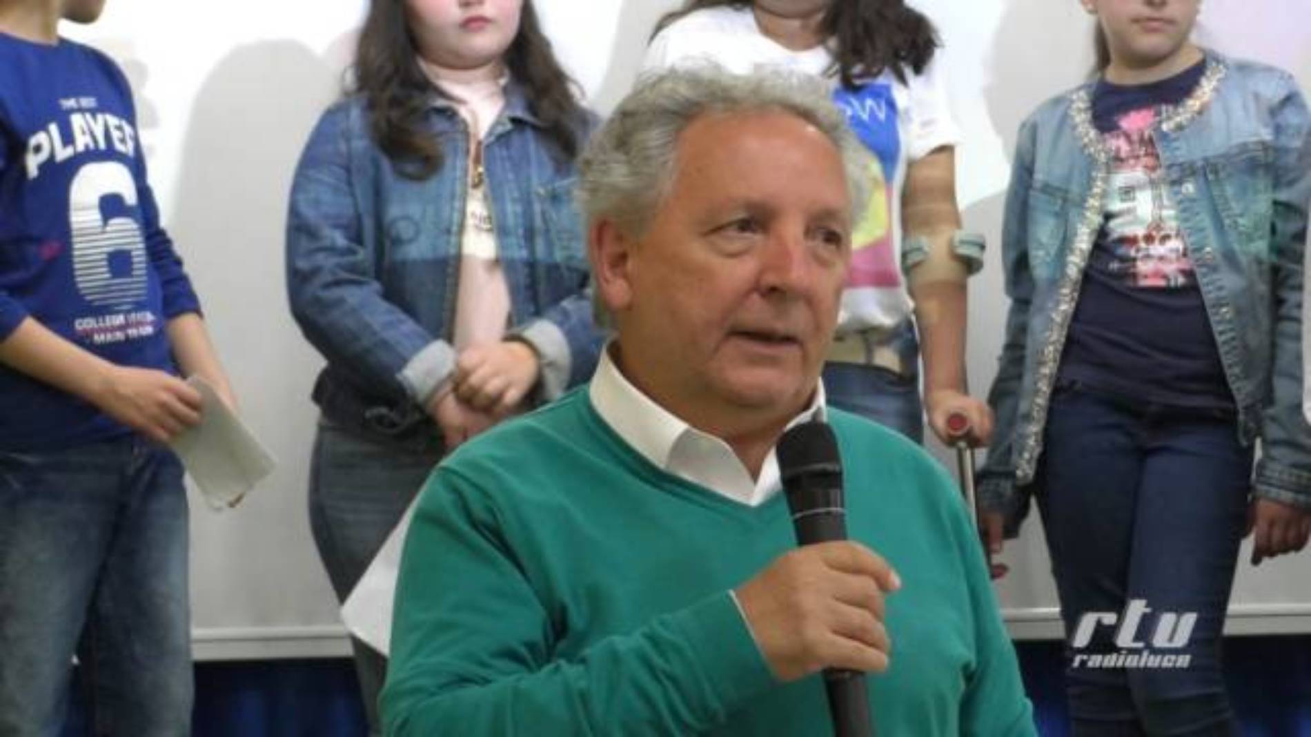 Barrafranca. Scuola “Verga”, manifestazione finale PON “Una finestra sul mondo”,