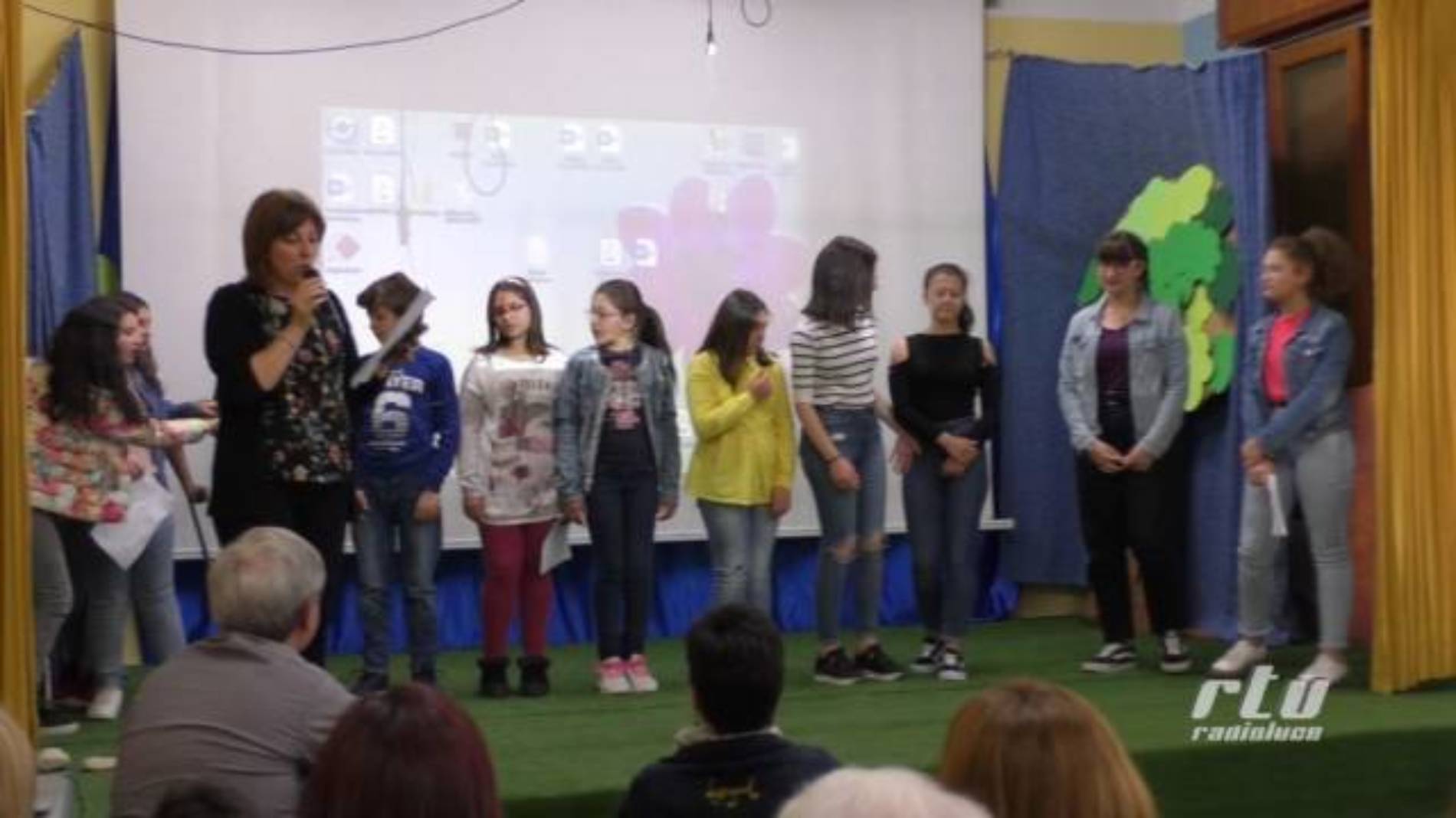 Barrafranca. Scuola “Verga”, manifestazione finale PON “Una finestra sul mondo”,