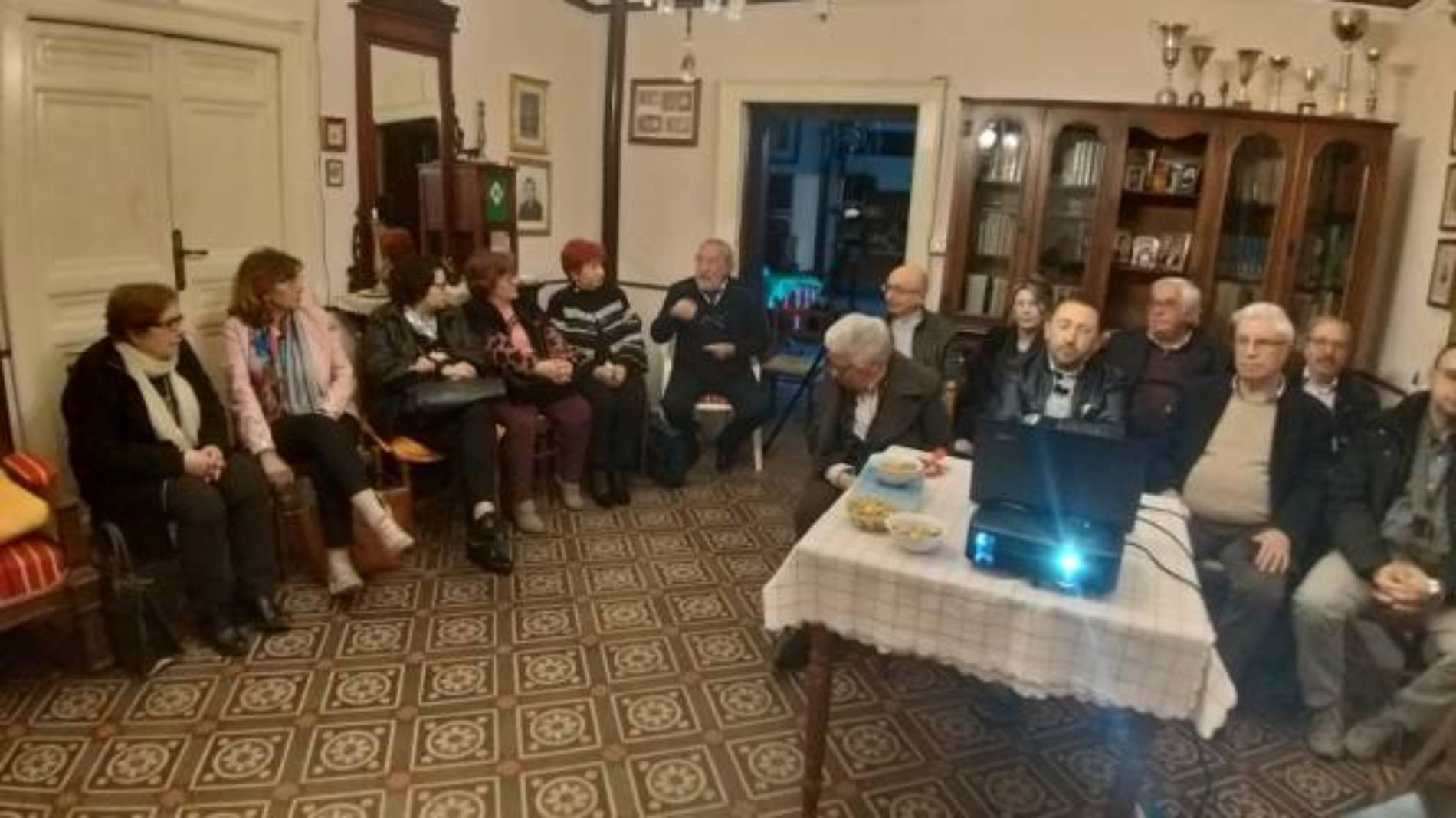 Il Salotto artistico – letterario “Civico 49” presenta il saggio “Il lungo viaggio del megalitico: dal mediterraneo alle canarie” di Bobò Centonze