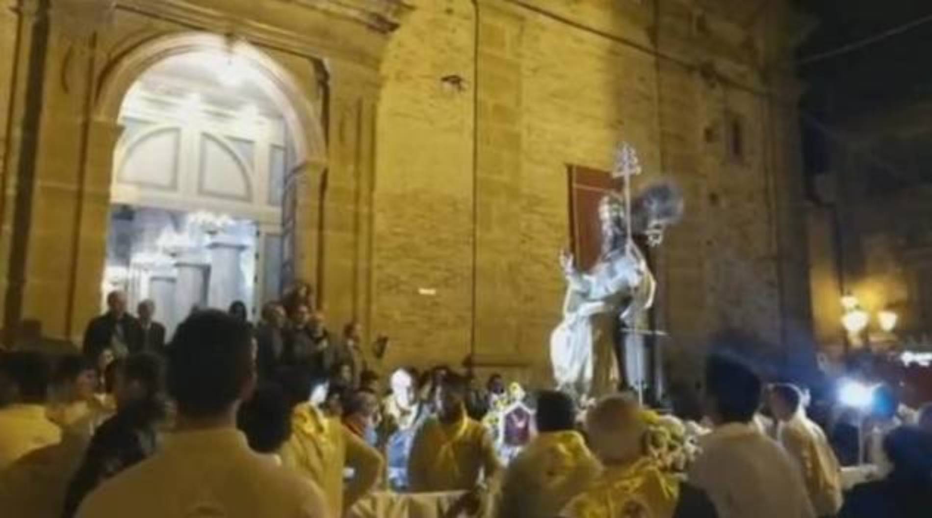 Barrafranca. [VIDEO] La processione di Sant’Alessandro