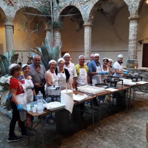 PIETRAPERZIA. Grande successo per la terza sagra di Li Cuddiruni.