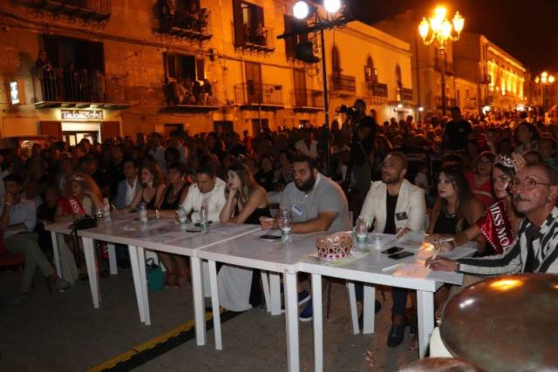 PIETRAPERZIA. Grande successo di pubblico e di critica per “La Scala della Moda 2020”
