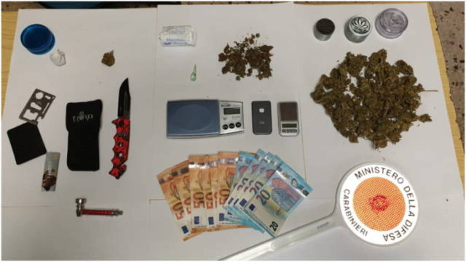 ENNA. I carabinieri arrestano giovane catanese per detenzione ai fini di spaccio di marijuana e cocaina.