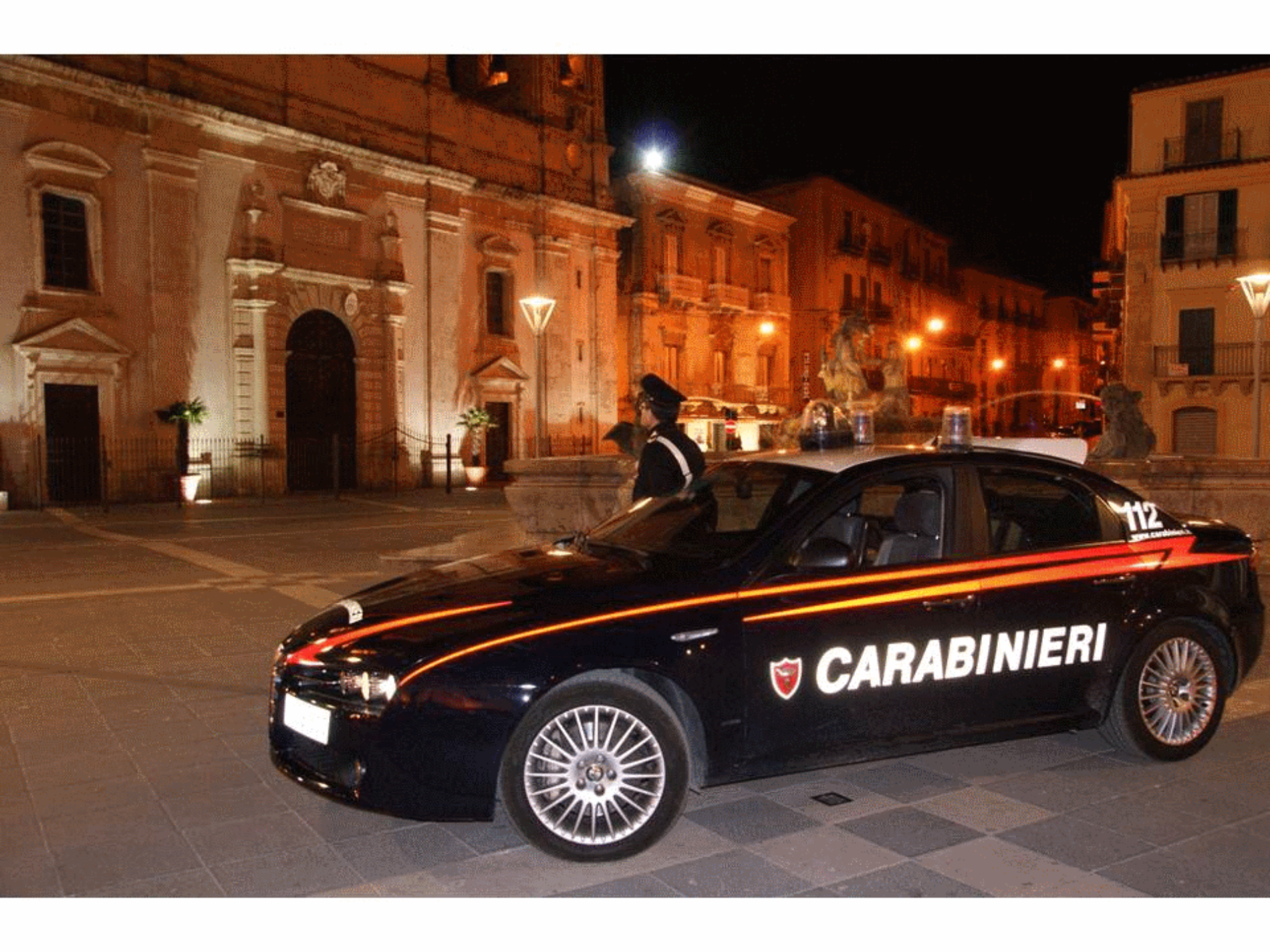Caltanissetta. I Carabinieri arrestano tre extracomunitari per spaccio di sostanze stuipefacenti