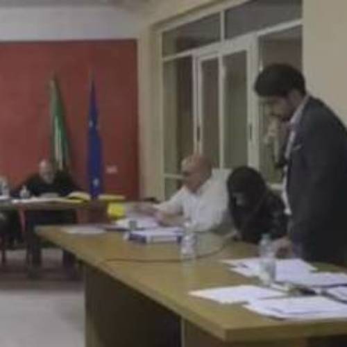 BARRAFRANCA. Interrogazione al sindaco Fabio Accardi da due consiglieri comunali.