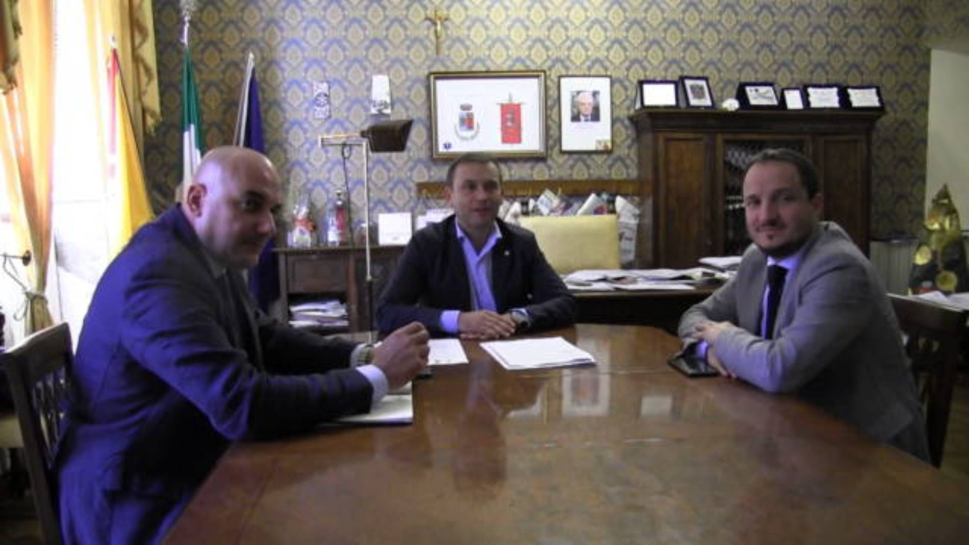 BARRAFRANCA. Licenziamento lavoratori Ato, incontro Srr nella cittadina barrese, presente il Sen. Trentacoste
