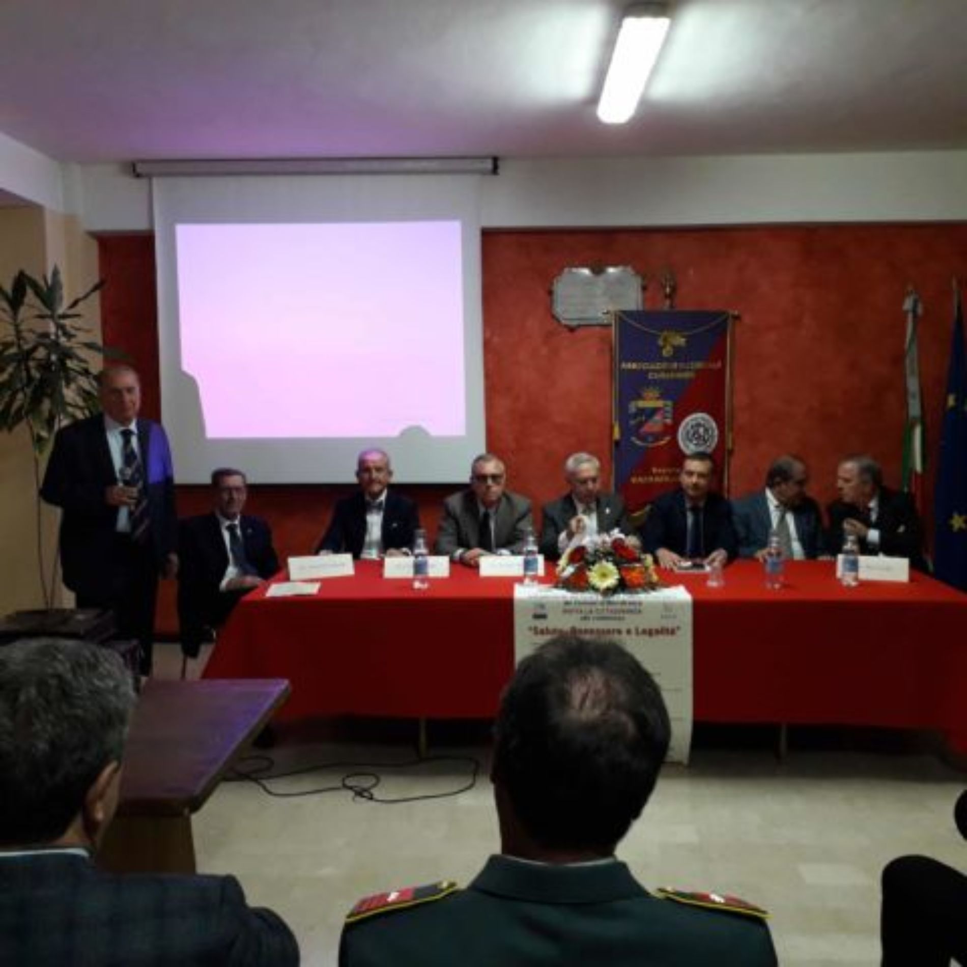BARRAFRANCA. Notevole interesse e sala stracolma per la conferenza “Salute, Benessere e Legalità”.