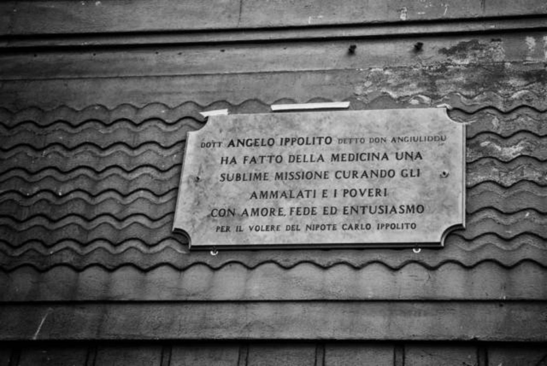 BARRAFRANCA. Apposta una targa per ricordare Angelo Ippolito, il medico dei poveri.