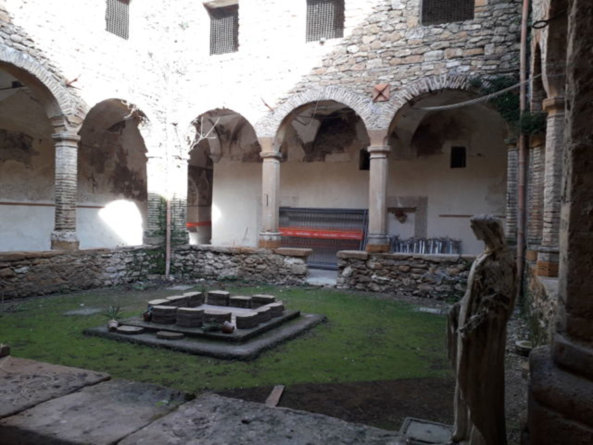 PIETRAPERZIA. Cominciati i lavori di restauro nell’ex convento Santa Maria di Gesù