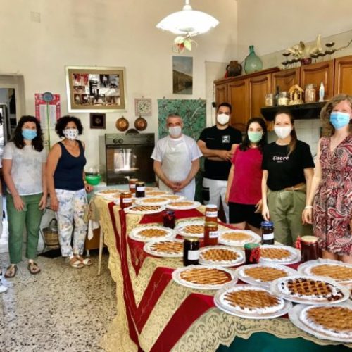 PIETRAPERZIA. Cinquanta crostate artigianali a medici ed operatori sanitari dell’ospedale ASST “Papa Giovanni XXIII” di Bergamo.
