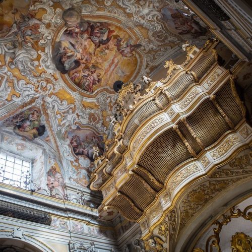 Catania. Visita guidata: Bellezza e Misteri di Via Crociferi, il Monastero delle Benedettine