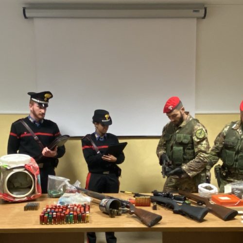Villarosa e Leonforte (EN) Perquisizioni dei Carabinieri. tre arresti per armi e droga