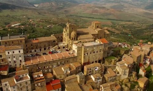 L’Istituto Alcide Cervi sottoscrive la Carta di Troina e condanna gli incendi in Sicilia