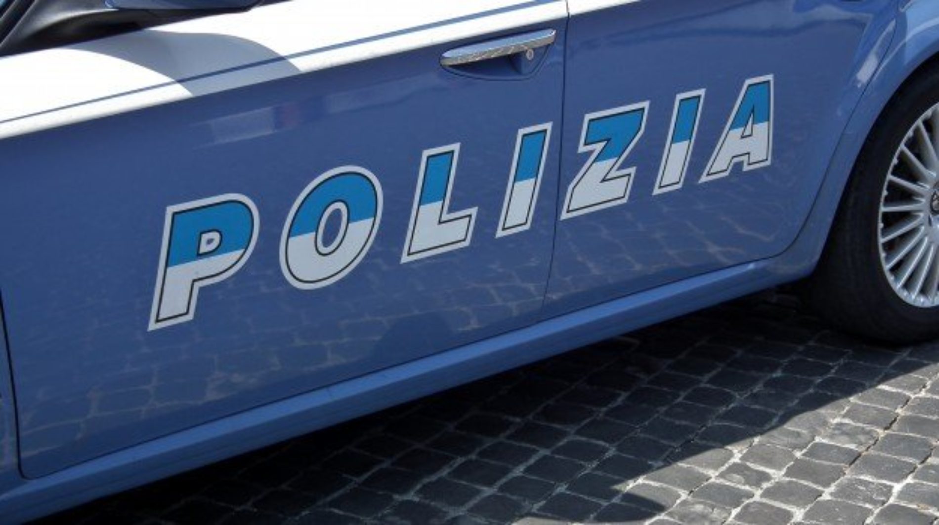 La Polizia di Stato di Enna sta eseguendo 10 misure cautelari
