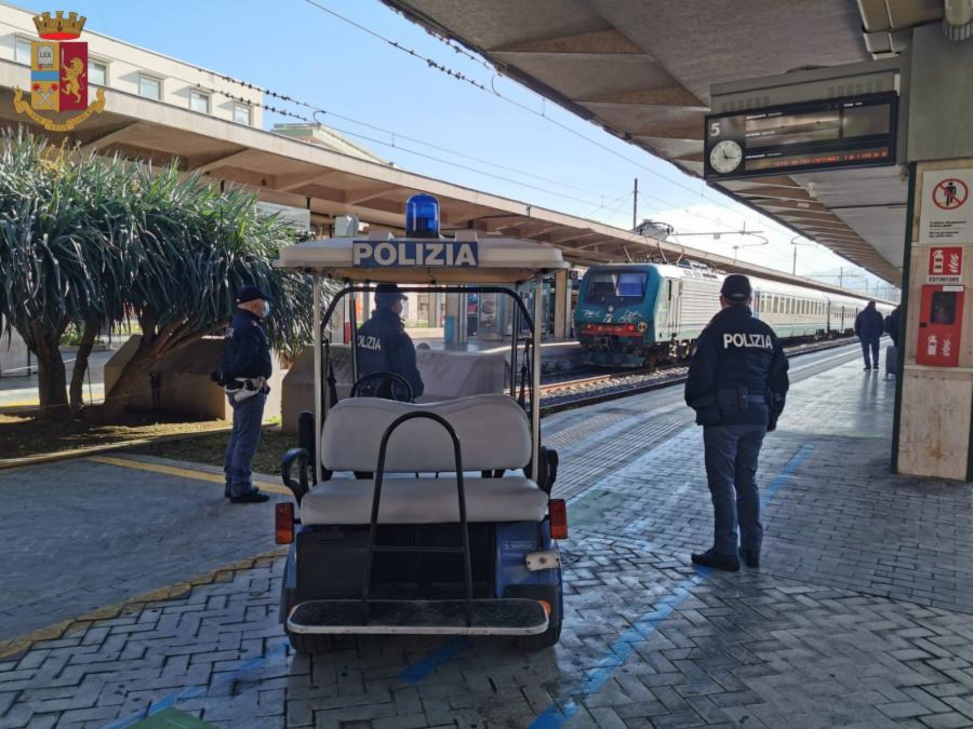 2 denunciati e circa 2.500 persone controllate dalla Polizia di Stato: il bilancio della settimana sui treni e nelle stazioni ferroviarie della Sicilia