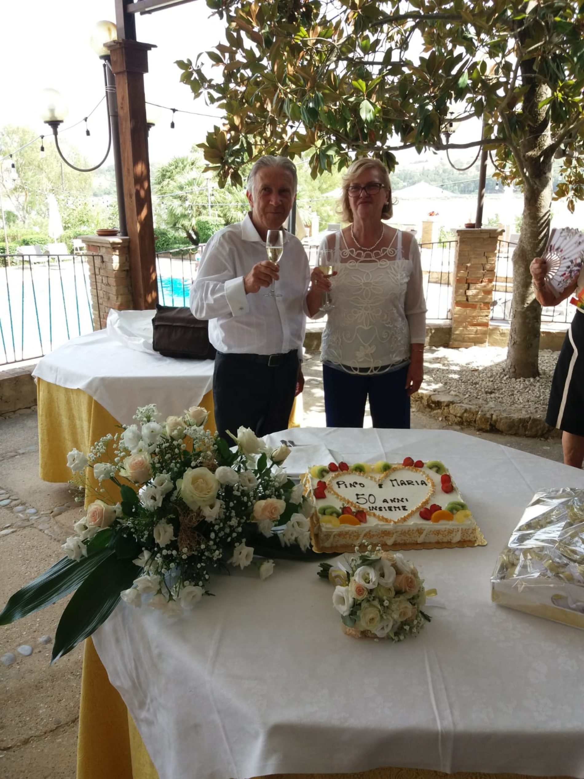 PIETRAPERZIA. Nozze d’oro per i coniugi Pino Toscano e Marisa Moia.