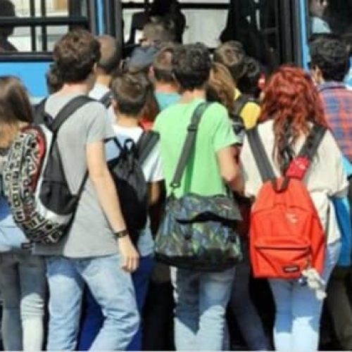 PIETRAPERZIA. Il gruppo politico “Insieme Per Pietraperzia” chiede un consiglio comunale straordinario e urgente per il rimborso abbonamenti agli studenti pendolari.