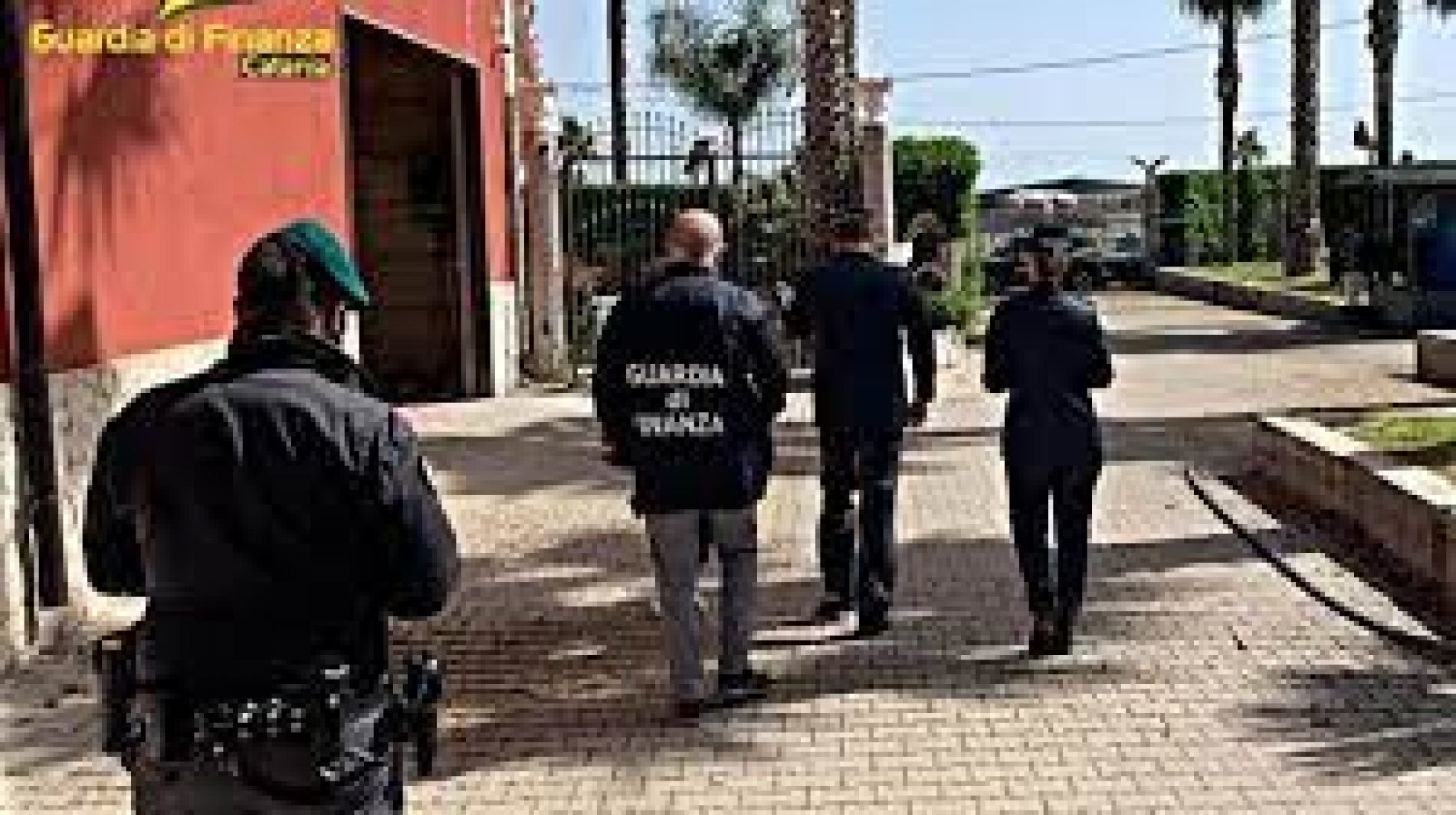 GDF CATANIA. Sequestrati oltre 59 mila litri di carburante e un impianto di distribuzione clandestino a Catania e Palma Di Montechiaro (AG). 3 soggetti denunciati all’Autorità Giudiziaria.