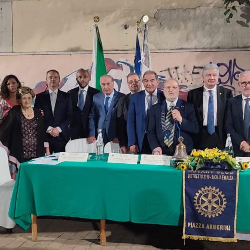 PIAZZA ARMERINA. Francesco Paolo Orlando nuovo Presidente del Rotary Club Piazza Armerina.