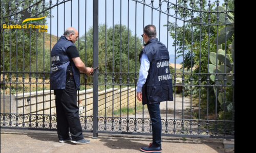GDF ENNA: Lotta ai patrimoni illeciti. Operazione “Oltreoceano”. Confiscato patrimonio immobiliare ad un indiziato di “appartenenza mafiosa”.