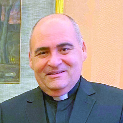 Il Santo Padre Francesco ha nominato  Mons. Luigi Roberto Cona Nunzio Apostolico in El Salvador elevandolo in pari tempo alla Sede titolare di Sala Consilina,  con dignità di Arcivescovo.
