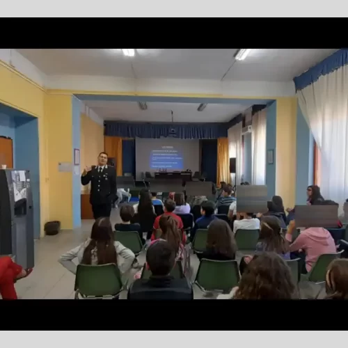 BARRAFRANCA. Cultura Della Legalità. I Carabinieri incontrano i ragazzi dell’Istituto Comprensivo“EUROPA”