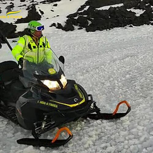 CATANIA. Soccorsa una escursionista brasiliana dispersa sulla “Serra Giannicola Grande” a quota 2800 metri sul livello del mare.