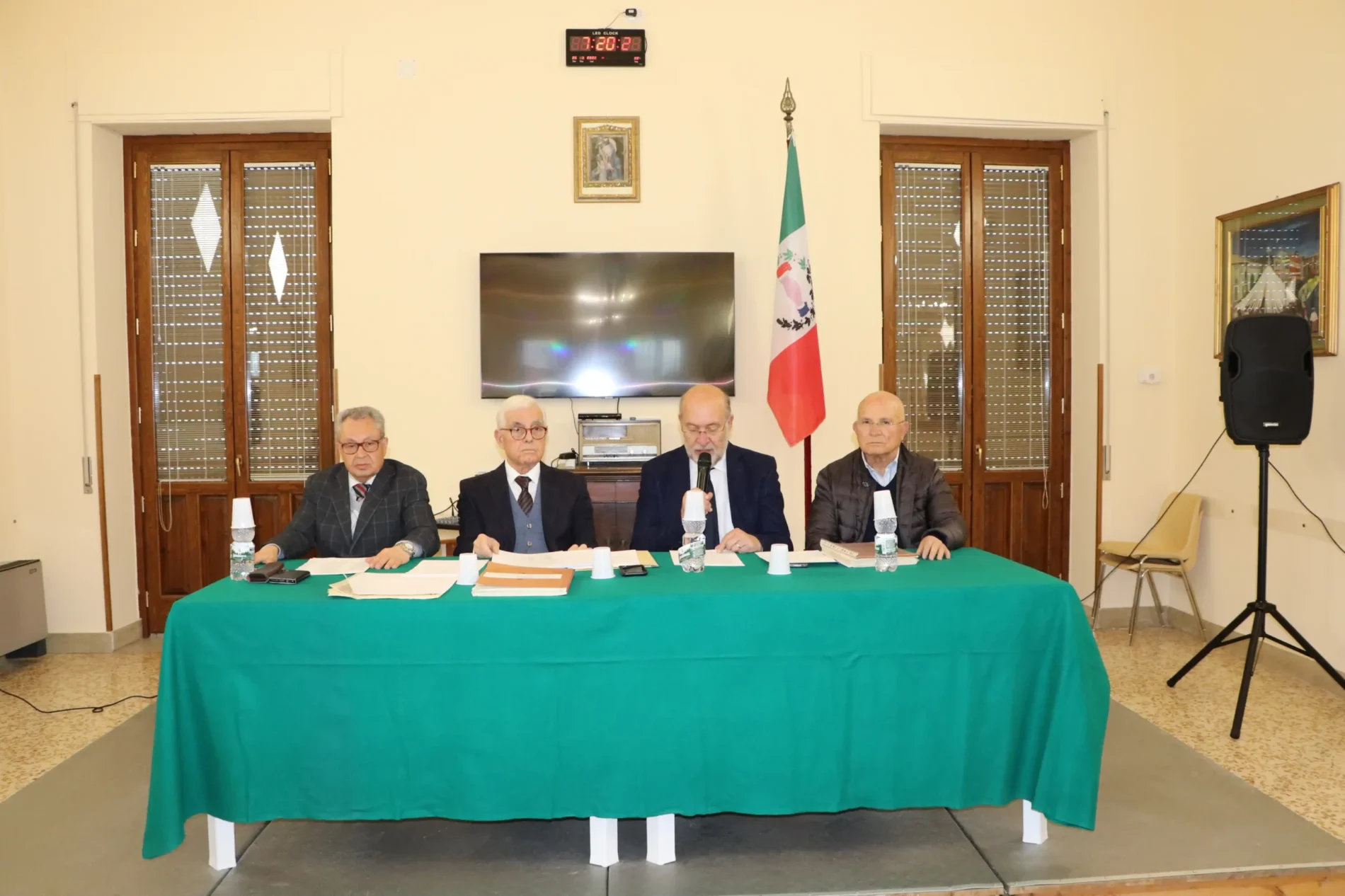 PIETRAPERZIA. Quattro nuovi soci onorari alla società operaia “Regina Margherita” di piazza Vittorio Emanuele.
