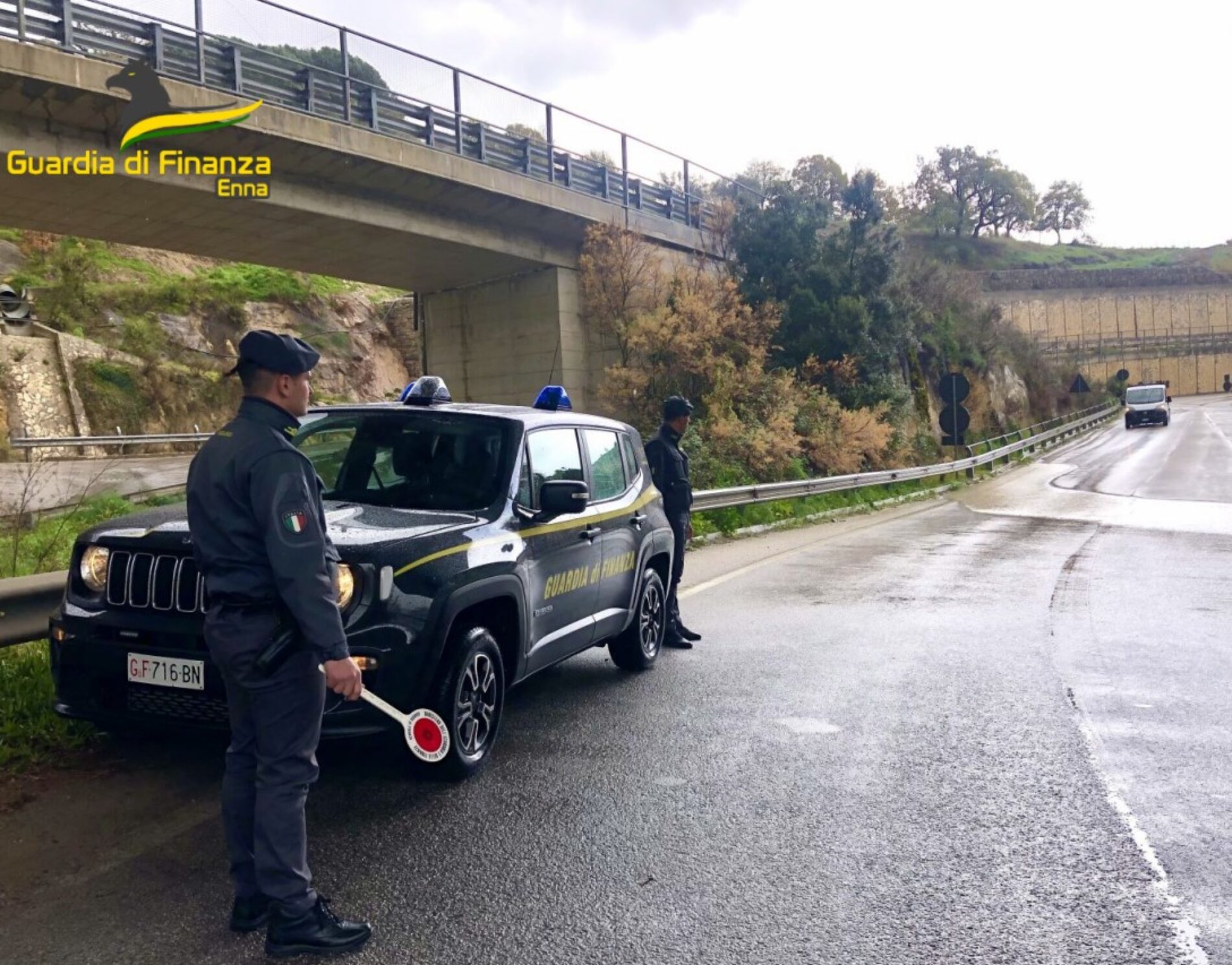GDF ENNA: Controlli sulla vendita di pellet da riscaldamento. Sequestrate 24 tonnellate di biocombustibile non a norma.