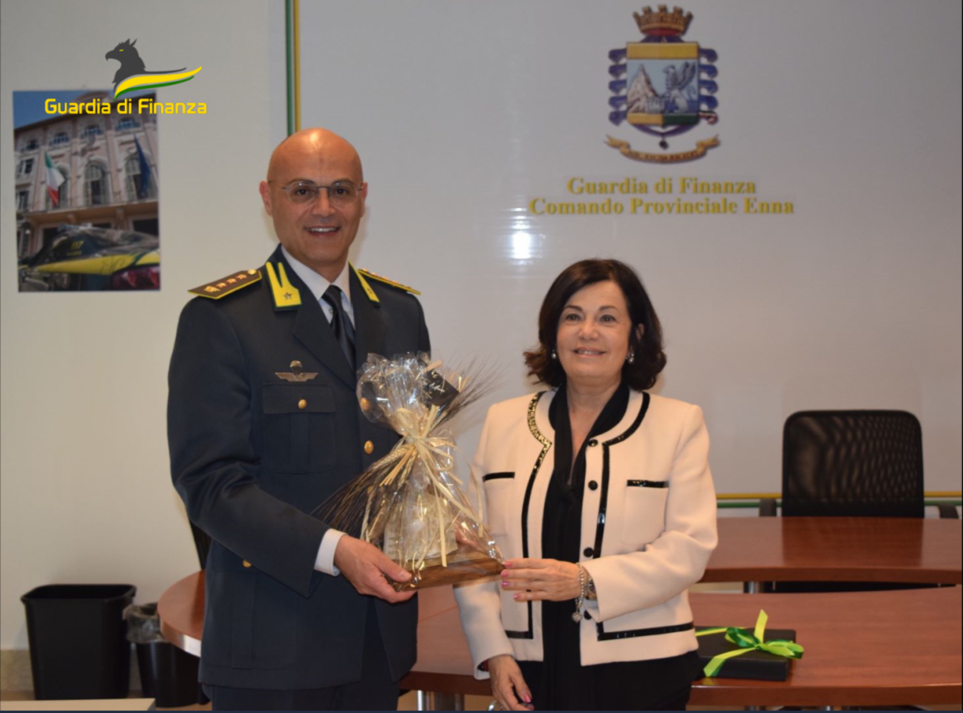 GDF ENNA. Il Prefetto di Enna, dottoressa Maria Carolina Ippolito in visita al Comando Provinciale della Guardia di Finanza.