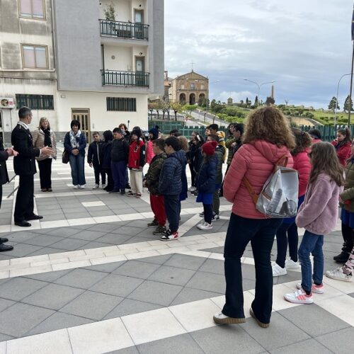CARABINIERI. Diffusione della “cultura della legalità”. Continuano gli incontri dei Carabinieri di Enna con gli studenti delle scuole dell’Hinterland.