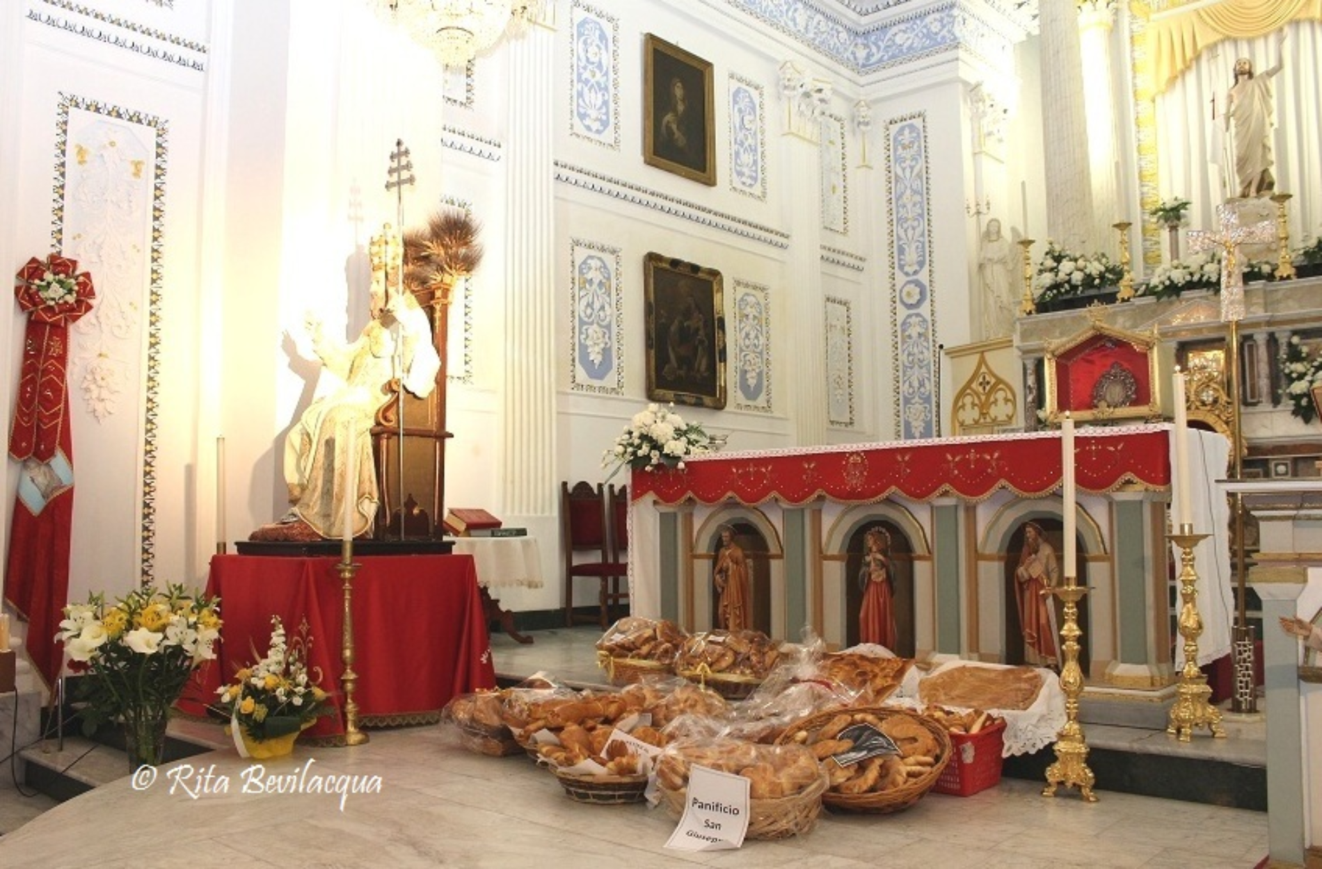 U pani di “Santruscianniru”- il pane antropomorfo offerto al Santo patrono di Barrafranca