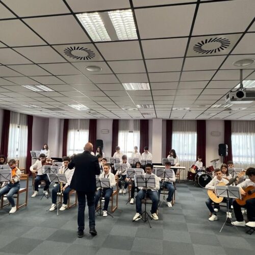 PIETRAPERZIA. Incetta di premi per l’Istituto Comprensivo “Vincenzo Guarnaccia”.